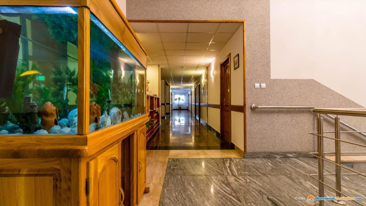 Anomis Hotel Câmpulung Exterior foto