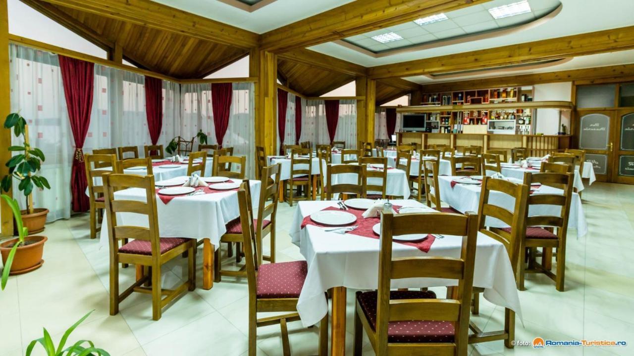 Anomis Hotel Câmpulung Exterior foto