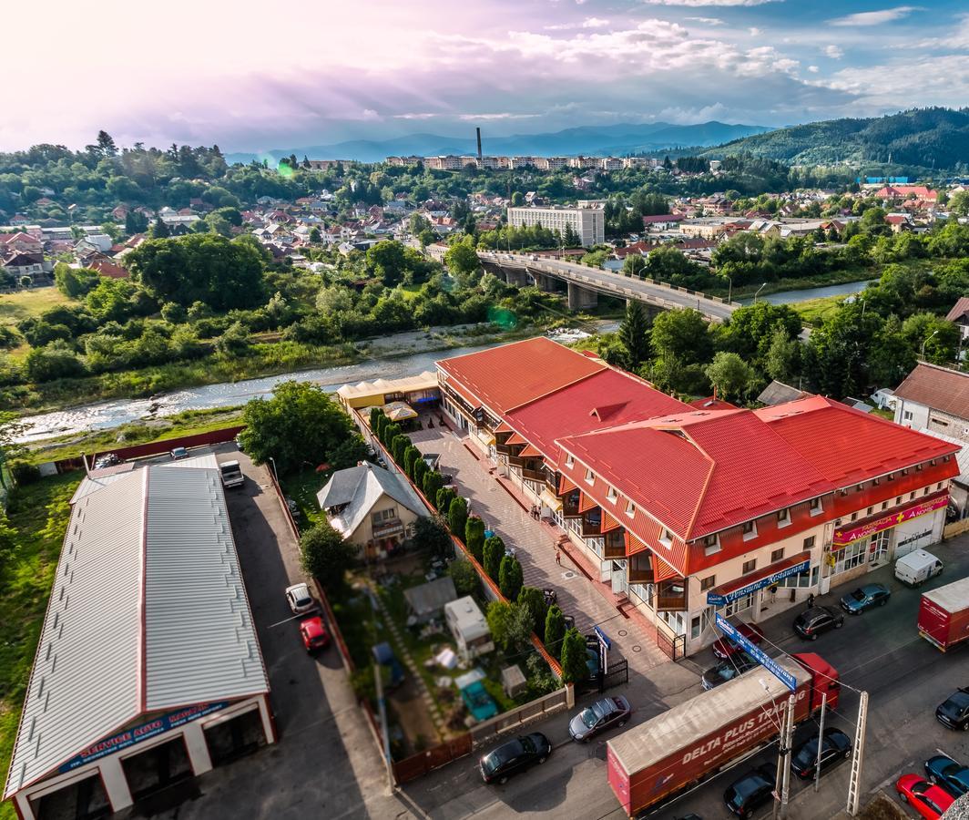 Anomis Hotel Câmpulung Exterior foto